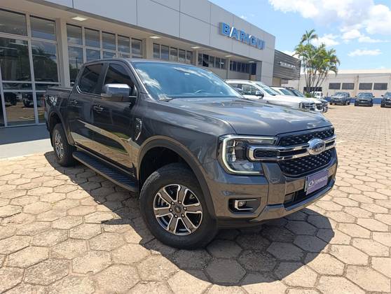 FORD RANGER 3.0 V6 TURBO DIESEL CD XLT 4X4 AUTOMÁTICO FORD RANGER 3.0 V6 TURBO DIESEL CD XLT 4X4 AUTOMÁTICO